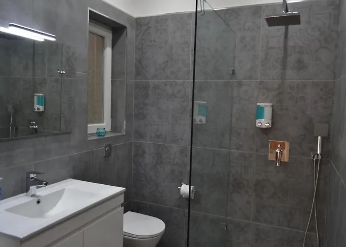 The Echo - R1 * Gzira